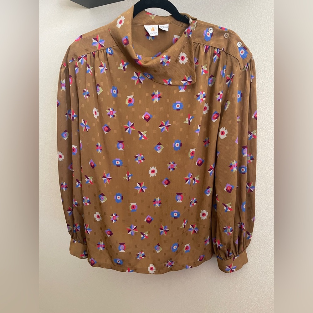 Liz Claiborne Vintage Geometric Blouse